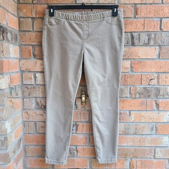 St. John's Bay Womens Pull on Ankle Jeans Skinny Leg Elastic Waist Tan Size 12 - Picture 1 of 8